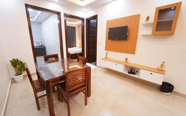 Lime Tree Two Bhk Service Apartment Golf Course Road Gurgaon