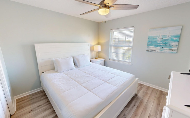 Coastal Comfort 3 Bedroom Townhouse