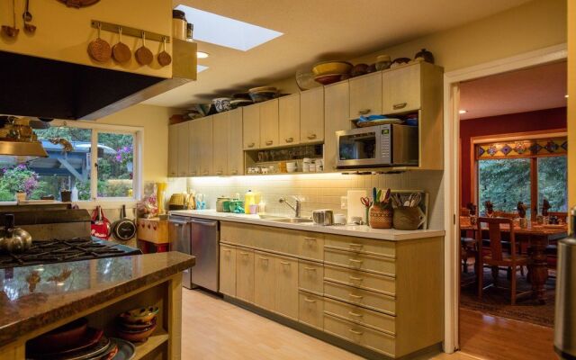 Hidden Valley Bed and Breakfast