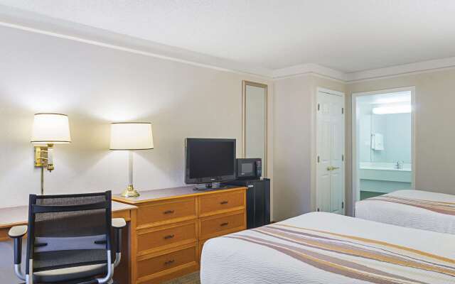 La Quinta Inn by Wyndham Denver Northglenn