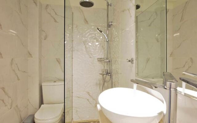 Dimitris Residence 1