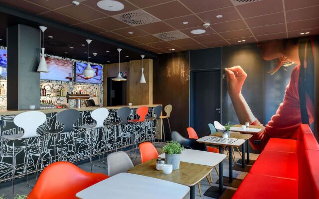 B&B HOTEL Wuppertal-City