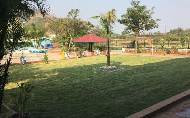 Royal Hills Resort