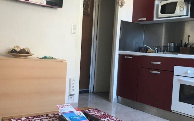 Residence Rapin N°37 : Studio 3 Personnes / Studio 3 People