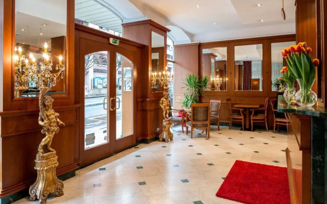hotelImage