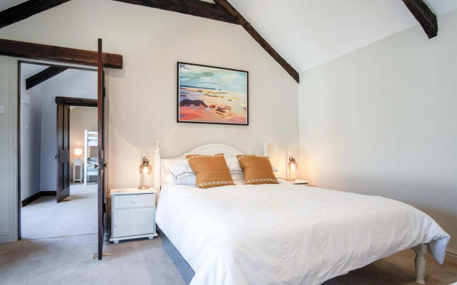 Tregoyr - 3 Bedroom Holiday Home - St Florence