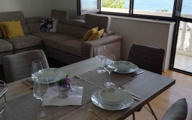 Apartments in Crikvenica 41855