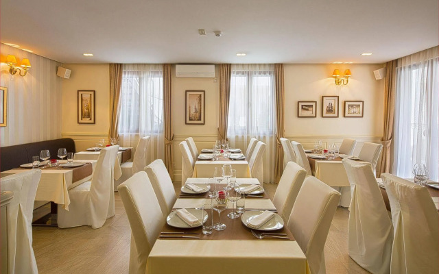 Aparthotel Aria