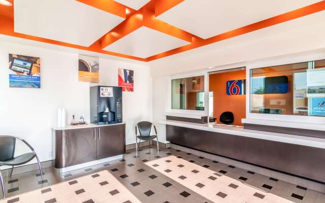 Motel 6 Los Angeles - Bell Gardens