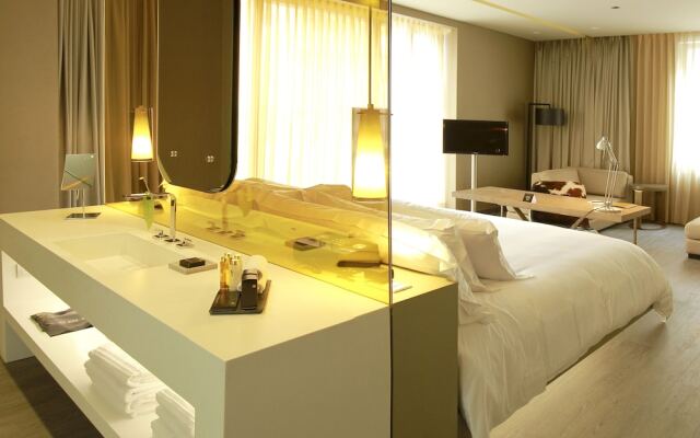 Bog Hotel