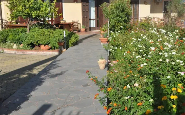 Etna Torre Del Grifo B&B