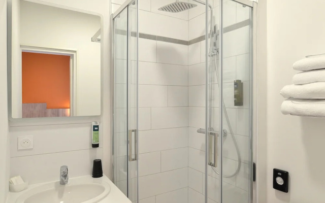 Logis Hôtel Restaurant Maison Voltaire