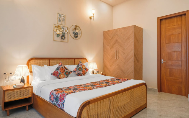 Alaya stay Dochi 4BHK apt with Hill View