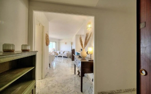A2B232 Bel appartement vue mer et proche plage