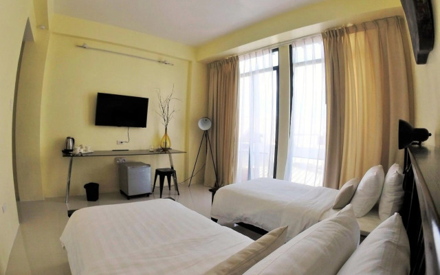 Luxx Boutique Boracay