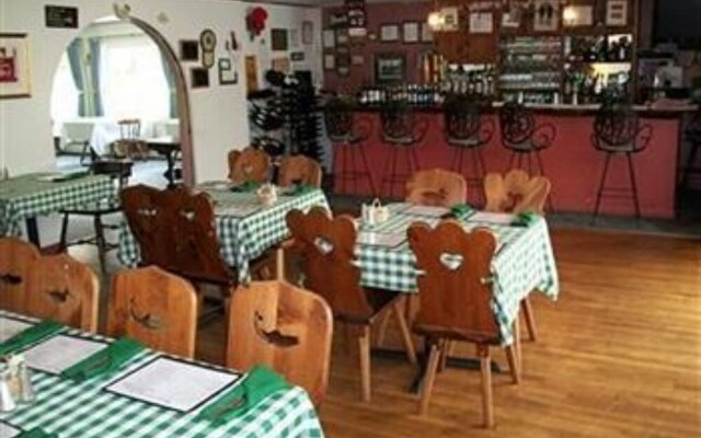 Swiss Inn & Restaurant