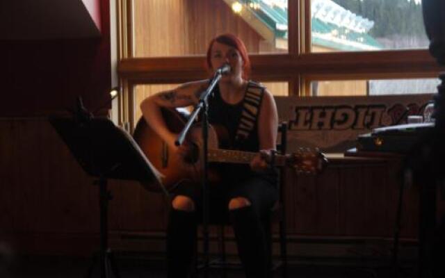 Station Touristique Pin Rouge