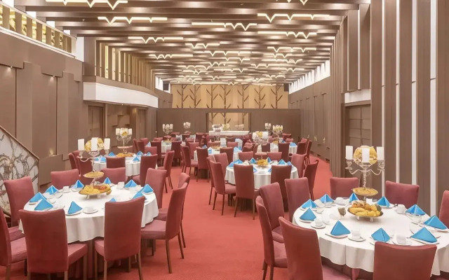 Tehran Royal Hotel