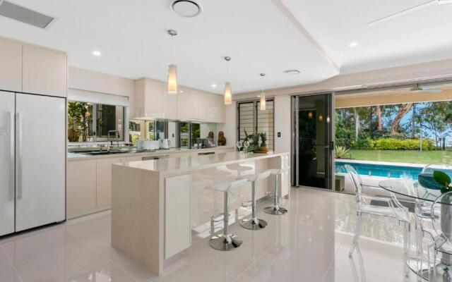 Luxury Living on the Beachfront
