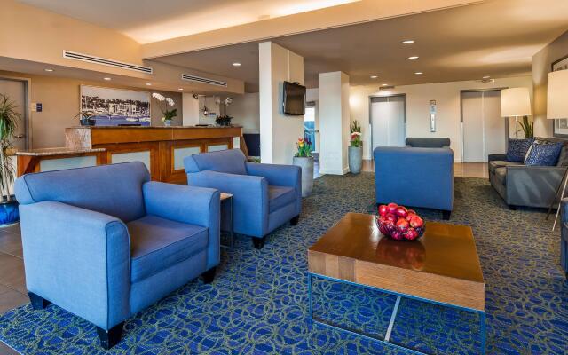 Best Western Yacht Harbor Hotel
