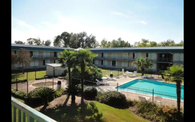 OYO Hotel Audubon Baton Rouge Port Allen I-10