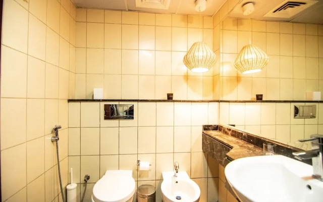 Lux BNB Jumeirah Lake Towers
