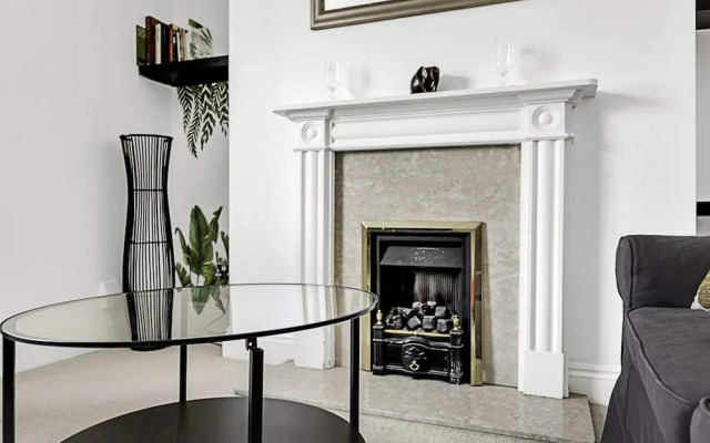 Beautiful Two Bed Abode Near Chelsea