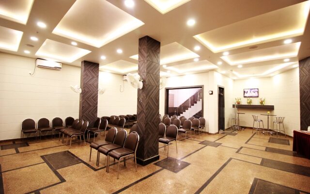 Hotel Ashoka Palace