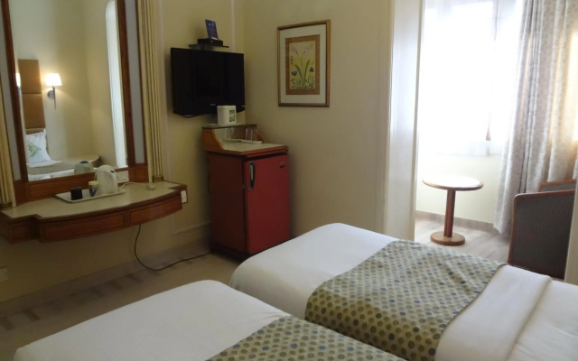 Regent Hotel – Guest Rooms – Mumbai