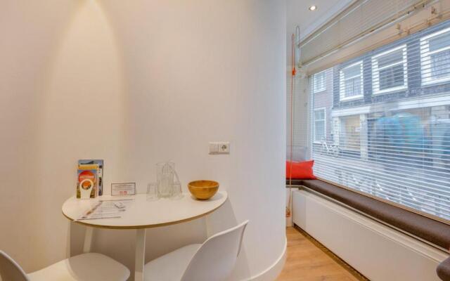 Luxurious Studio Jordaan Couple Getaway