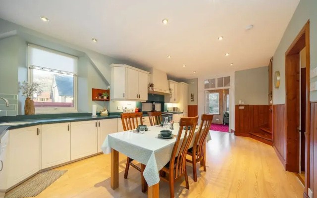 Inchgeal Lodge Ballater Royal Deeside