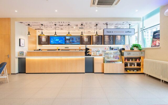 Hanting Hotel Dalian Development Zone Wanda Plaza