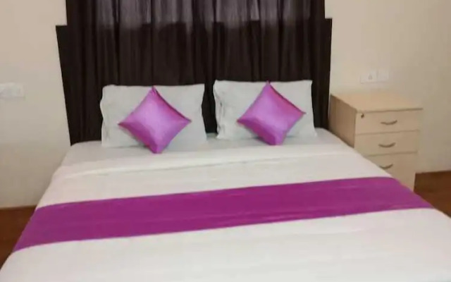 Hotel Crescent Shine