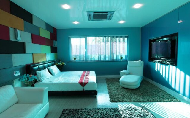 Pratumnak Dream Villa by Pattaya Sunny Rentals