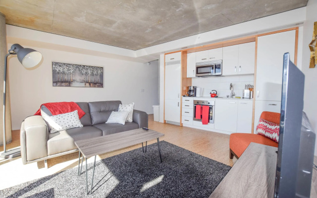 Space Needle Suites by Luxe Hubs