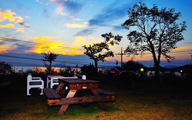 Yeosu Tirol Pension