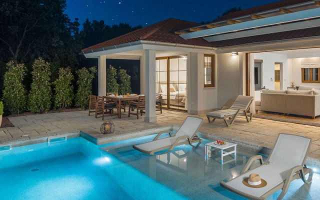 Luxury Beach Villas Porto Bus Bale