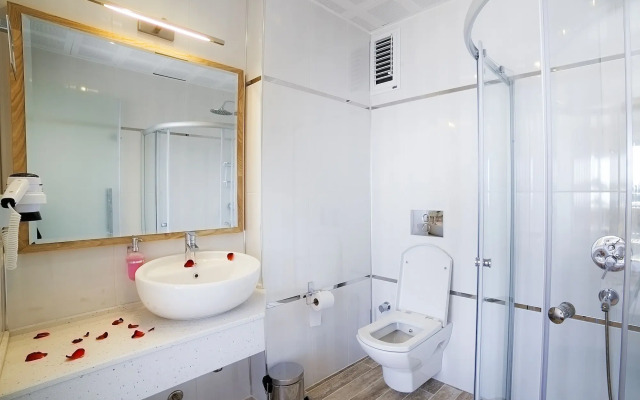 Nur Hotel