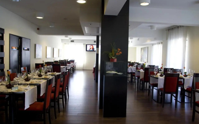 Paredes Hotel Apartamento