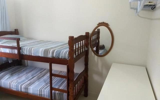 4 quartos na quadra da praia do forte