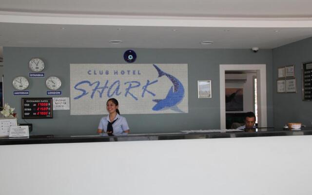 Shark Club Hotel