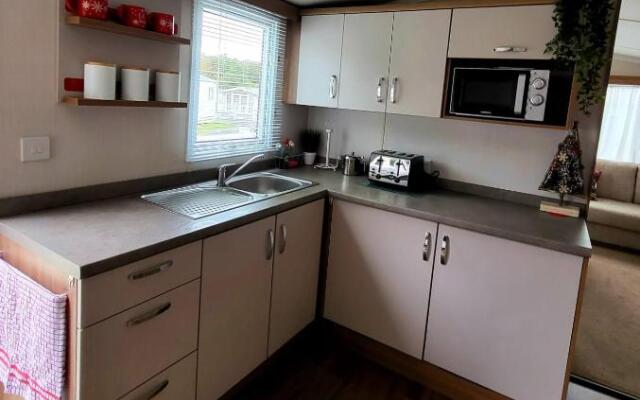5 Geranium, Holiday Home in Oakdene Forest Park