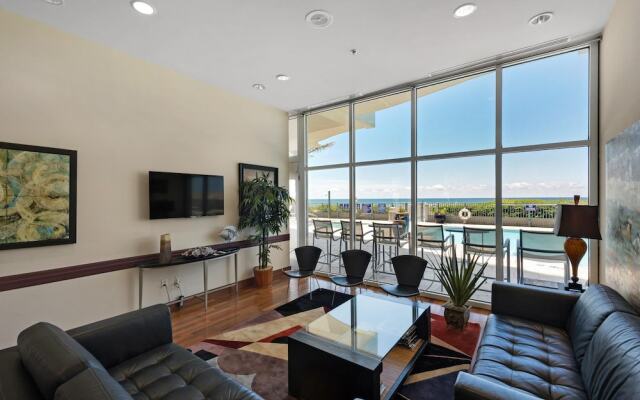 Sterling Breeze 2006