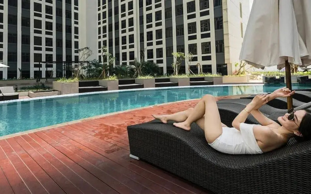 Louis Kienne Cikarang Hotel & Service Apartment