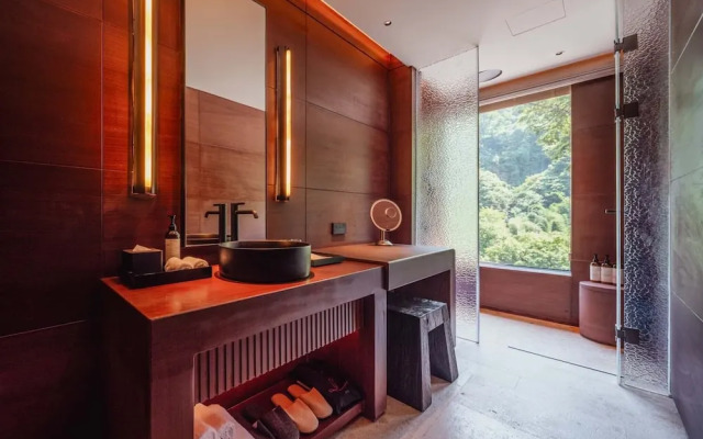 ZOLAND Resort Hotel Emei Mountain