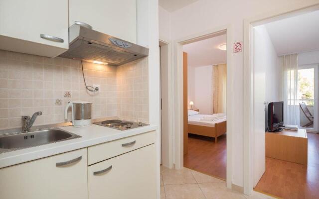 Beachfront Apartments Lara