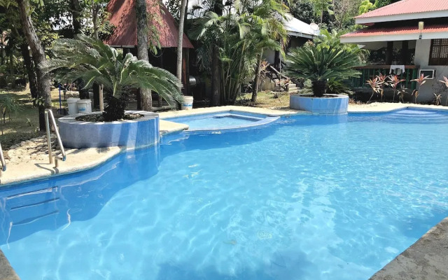 The Pelican's Resort