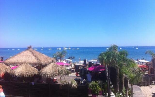 Au Coeur du Village Naturiste