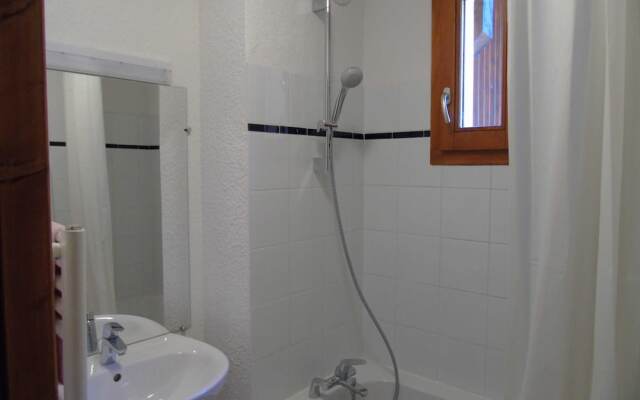 Lou Services Apartment I23 LSI 001