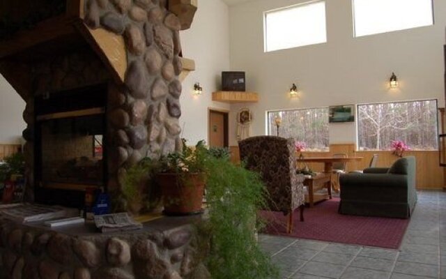 Zellar's Village Inn